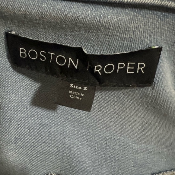 Boston Proper Paisley Embroidered & Embellished Puff Sleeve Denim Jacket - Picture 12 of 12